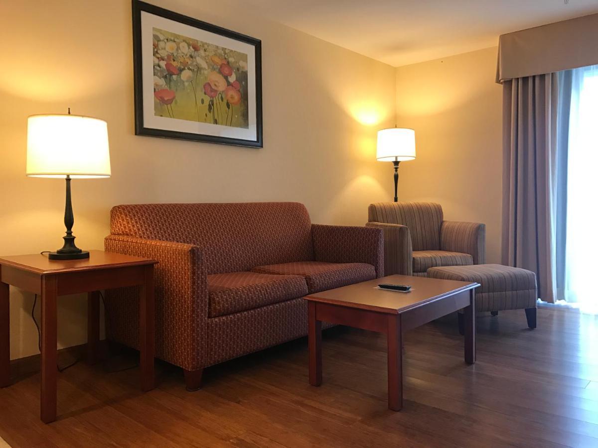 White River Inn & Suites Уайт-Ривер-Джанкшн Экстерьер фото